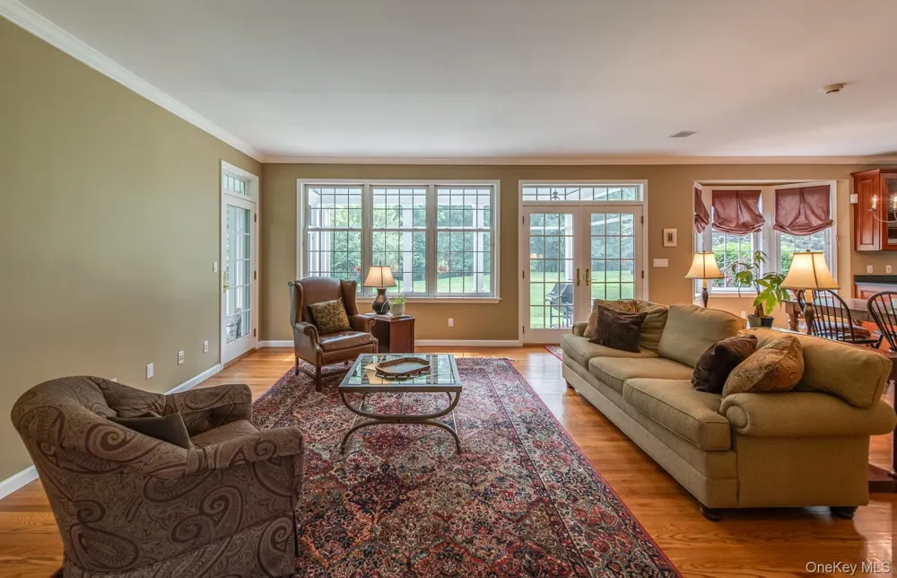 100 Rockledge Drive Pleasant Valley, NY 12569