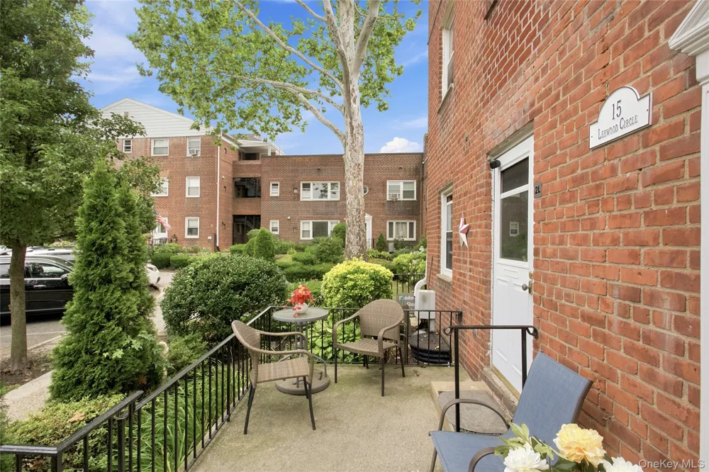 15 Leewood #2L Eastchester, NY 10709