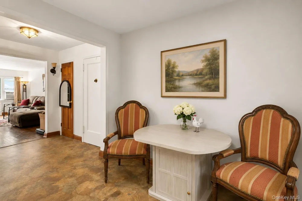 15 Leewood #2L Eastchester, NY 10709