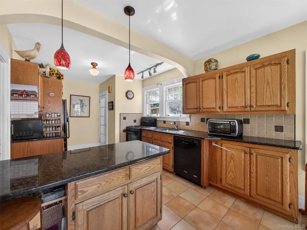 108 Summit Avenue Tappan, NY 10983
