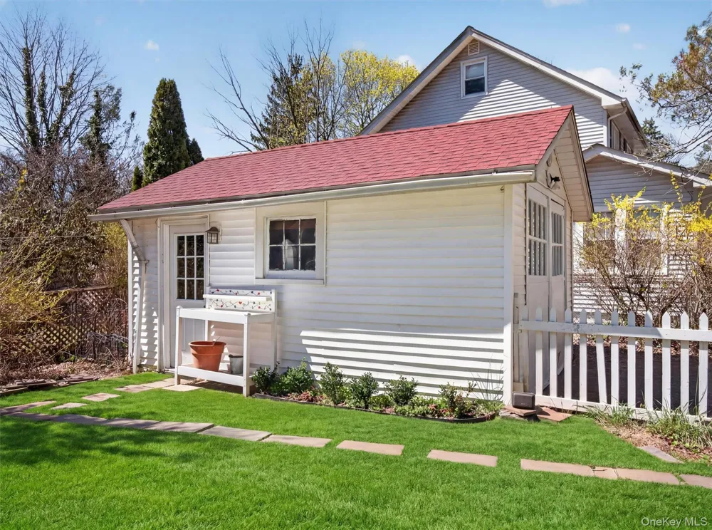 108 Summit Avenue Tappan, NY 10983