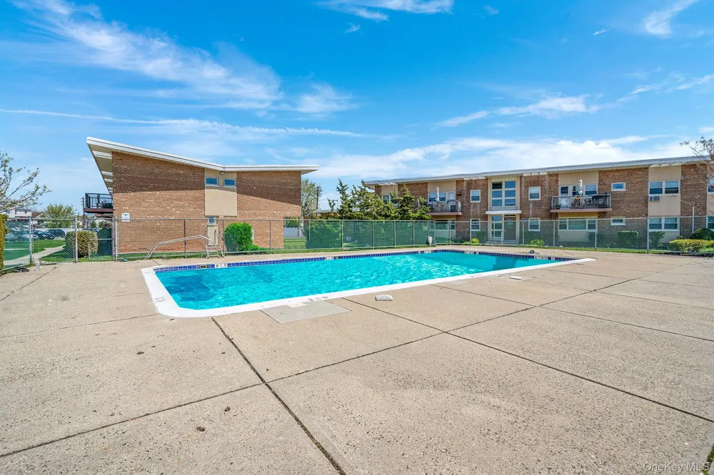 4 Rose Street #1-F1 Oceanside, NY 11572