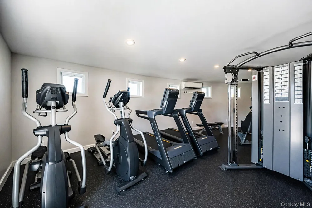 4 Rose Street #1-F1 Oceanside, NY 11572