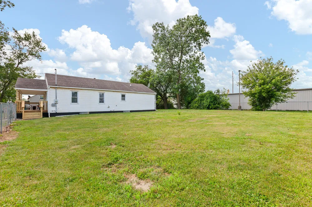 924 Oak Street Adrian, MI 49221