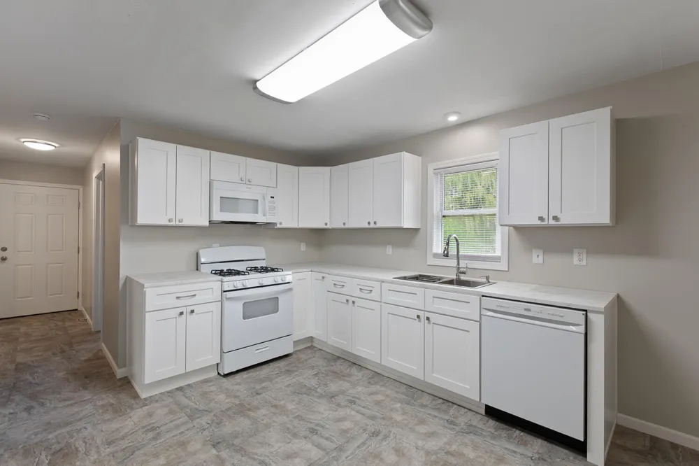 924 Oak Street Adrian, MI 49221