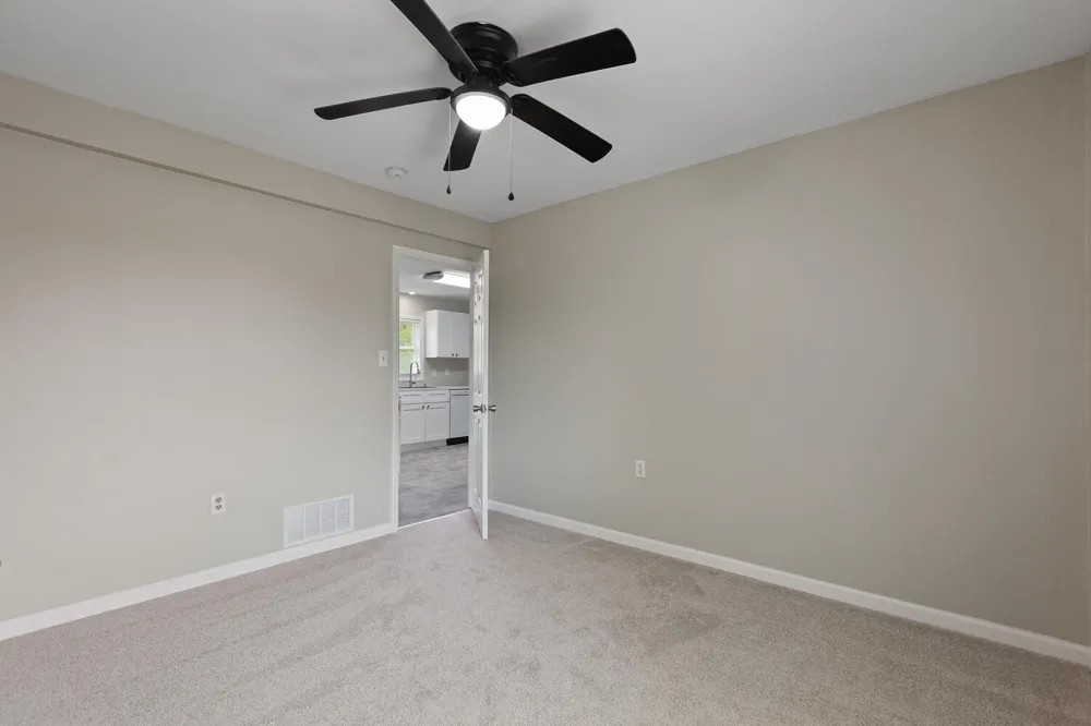 924 Oak Street Adrian, MI 49221