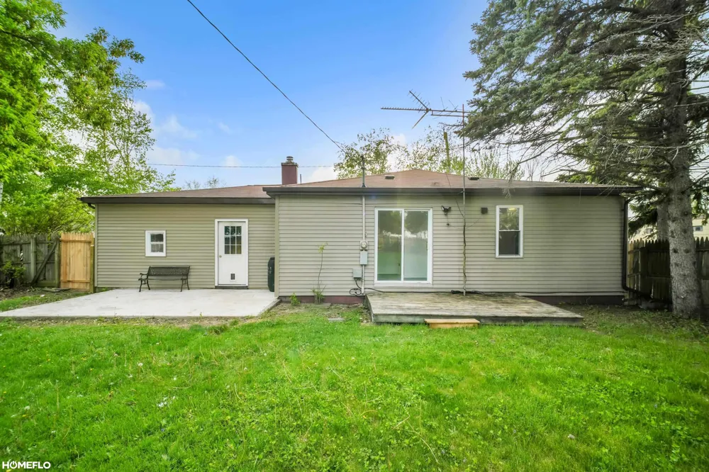 517 RHODES STREET Pinconning City, MI 48650