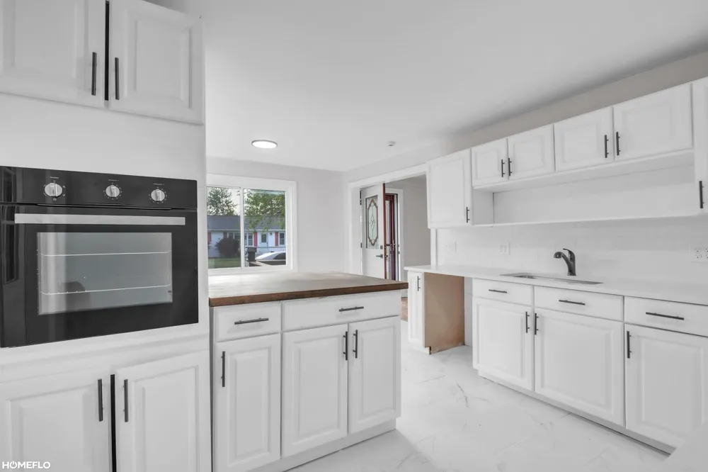 517 RHODES STREET Pinconning City, MI 48650