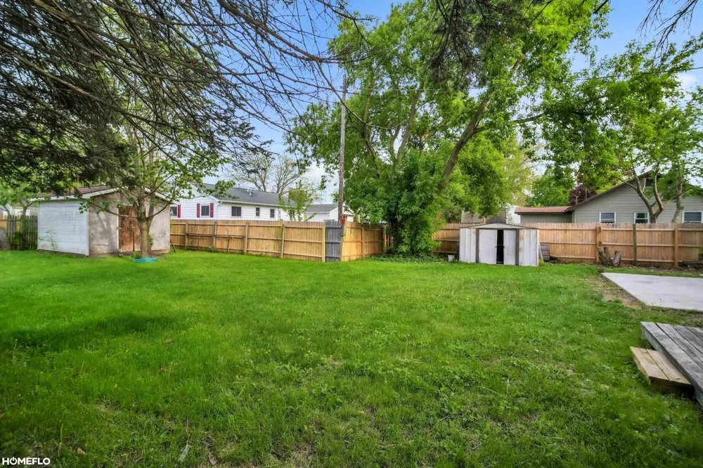 517 RHODES STREET Pinconning City, MI 48650