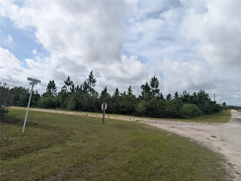 523 BELMONTE DRIVE Indian Lake Estates, FL 33855