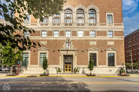 350 Meridian Street #606