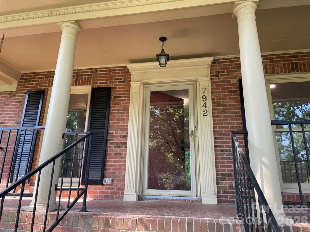 7942 Lake Vista Drive Denver, NC 28037