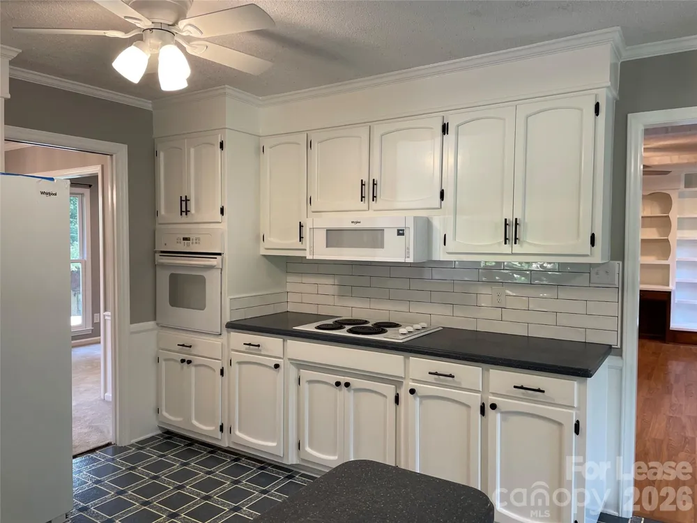 7942 Lake Vista Drive Denver, NC 28037