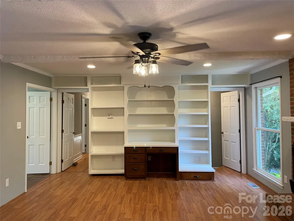 7942 Lake Vista Drive Denver, NC 28037