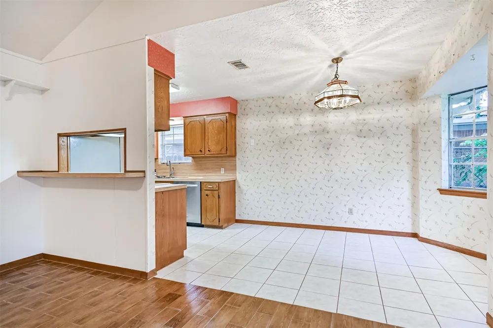 2012 Scott Street La Marque, TX 77568