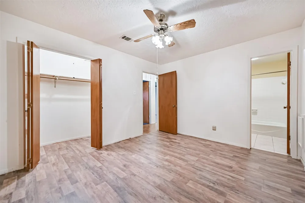 2012 Scott Street La Marque, TX 77568