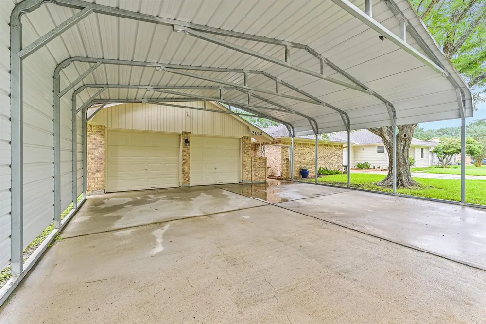 2012 Scott Street La Marque, TX 77568