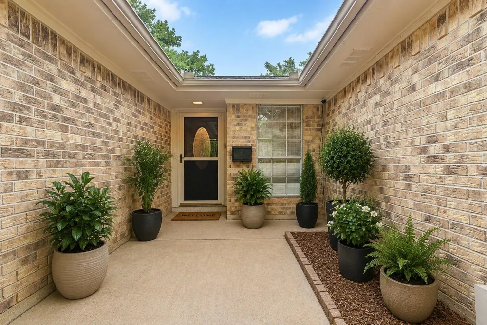 2012 Scott Street La Marque, TX 77568