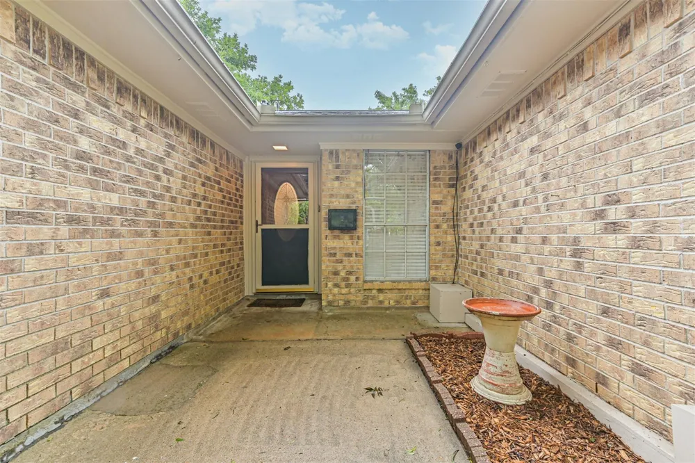 2012 Scott Street La Marque, TX 77568