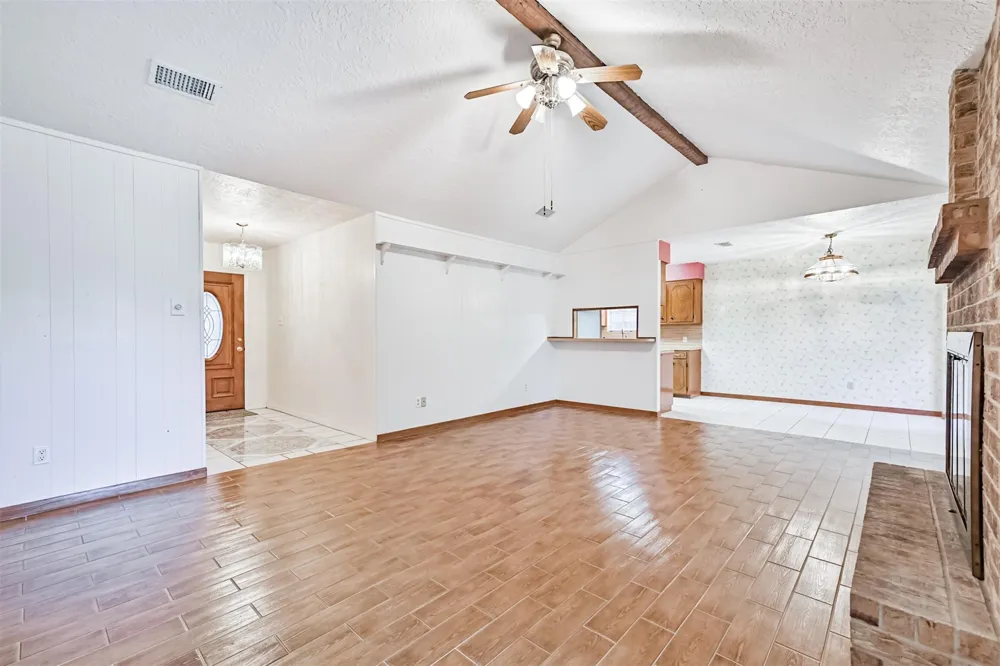 2012 Scott Street La Marque, TX 77568