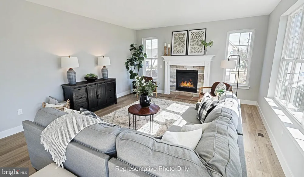 215 DAHLIA CIRCLE Lebanon, PA 17042