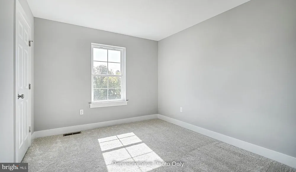 215 DAHLIA CIRCLE Lebanon, PA 17042
