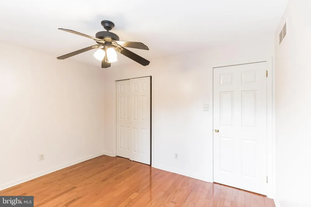 48 STONEHURST COURT Chesterbrook, PA 19087