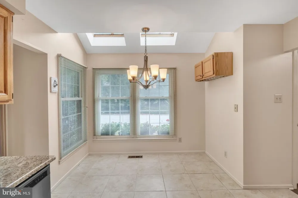 48 STONEHURST COURT Chesterbrook, PA 19087