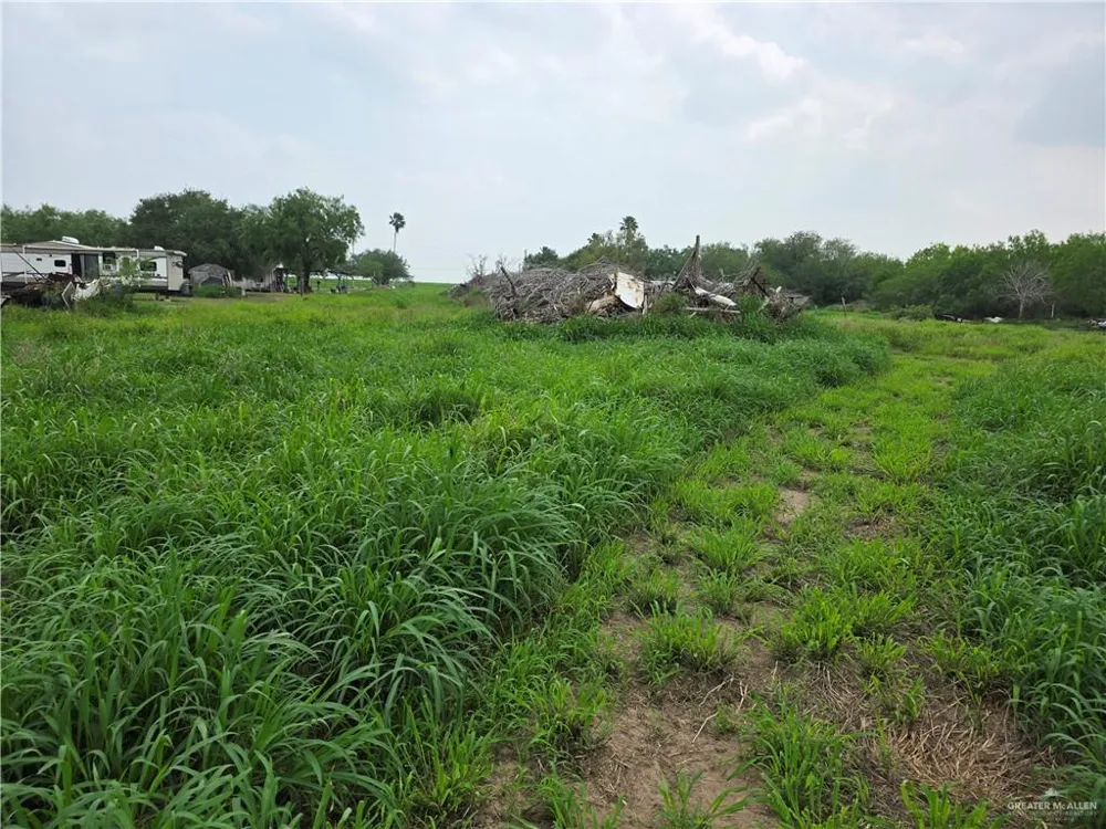 8254 E Monte Cristo Road Edcouch, TX 78538