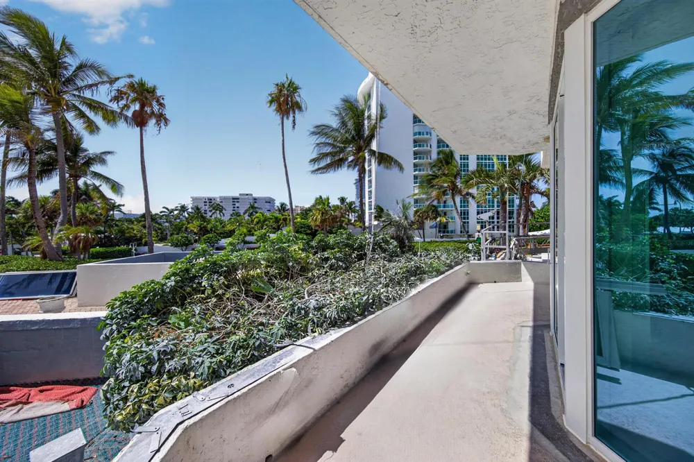 1440 S Ocean Boulevard #2c Lauderdale By The Sea, FL 33062