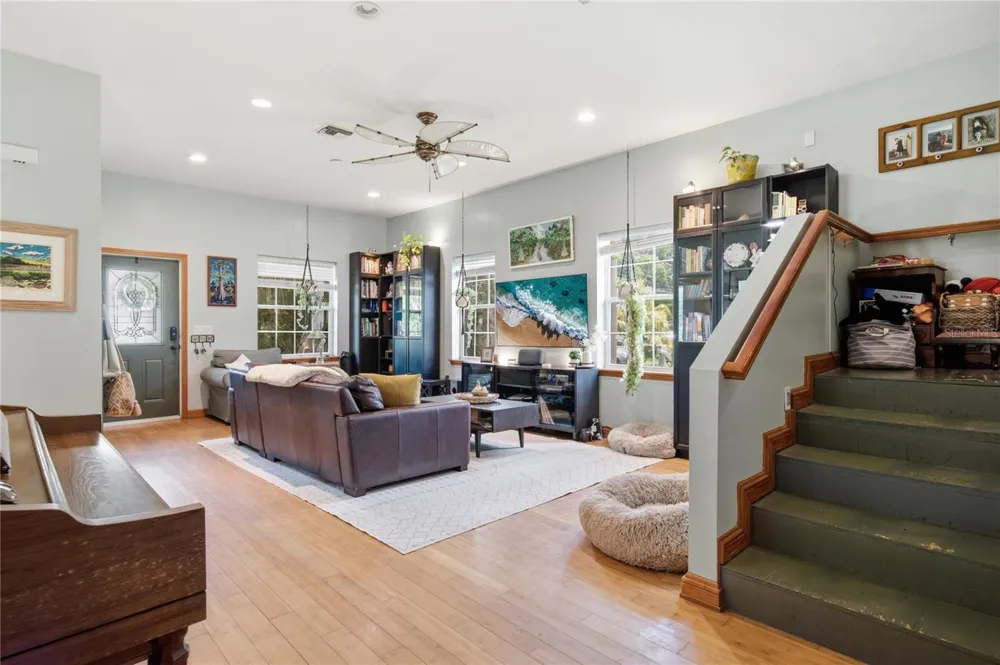 512 SE 9TH STREET ocala, FL 34471