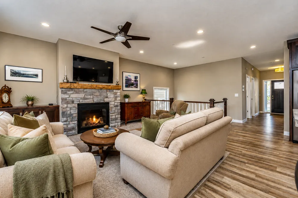 503 Autumn Avenue SE New Prague, MN 56071