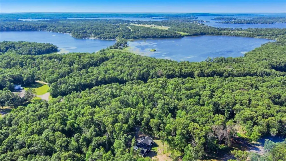 1622 Maplewood Ridge Road East Gull Lake, MN 56401