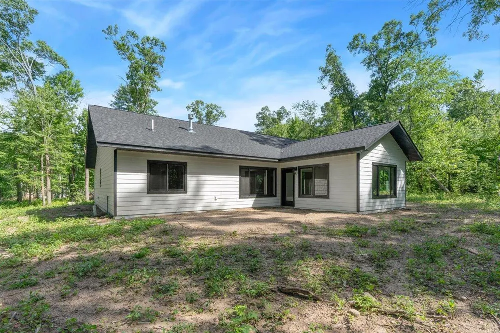 1622 Maplewood Ridge Road East Gull Lake, MN 56401