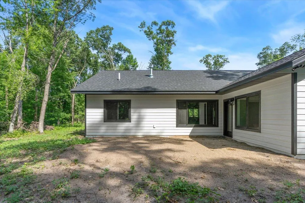 1622 Maplewood Ridge Road East Gull Lake, MN 56401