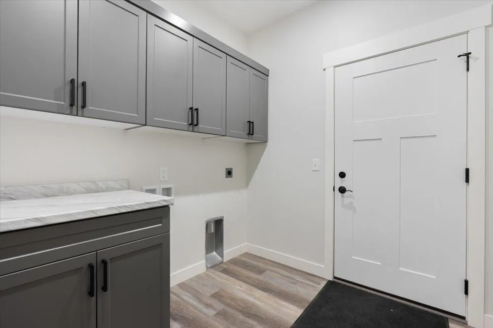 1622 Maplewood Ridge Road East Gull Lake, MN 56401