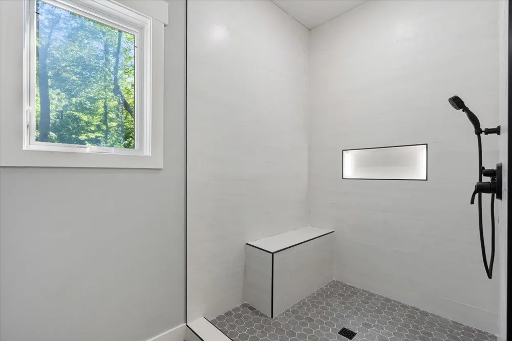 1622 Maplewood Ridge Road East Gull Lake, MN 56401