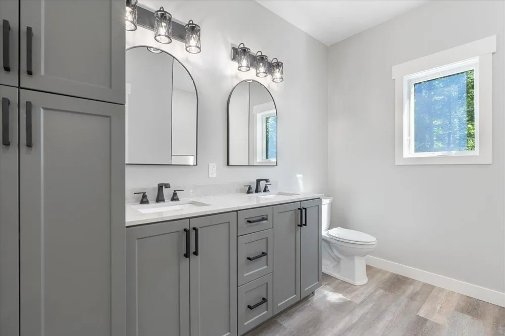 1622 Maplewood Ridge Road East Gull Lake, MN 56401