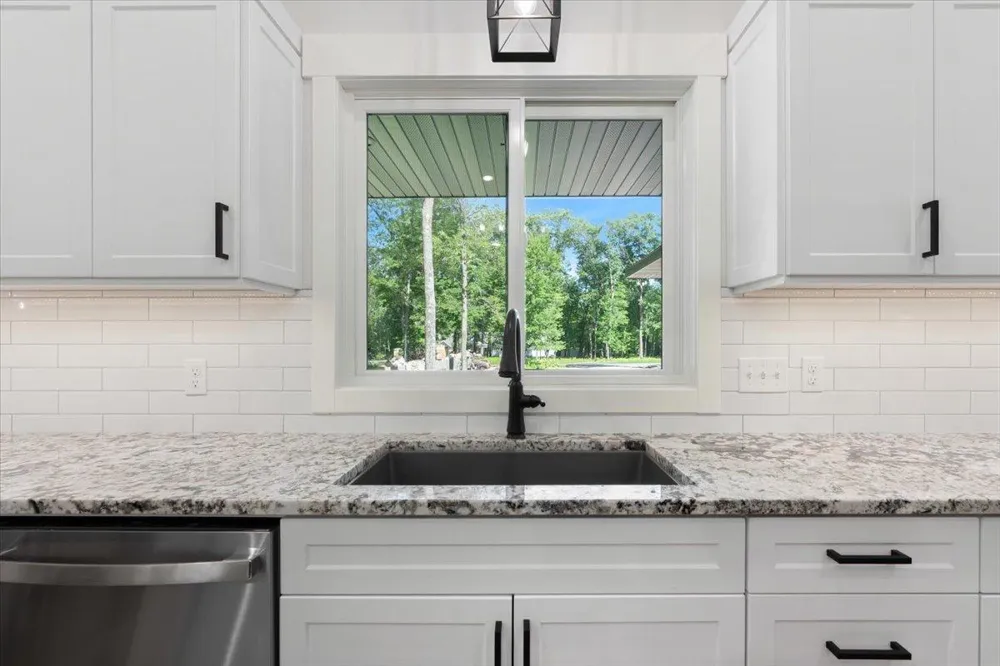1622 Maplewood Ridge Road East Gull Lake, MN 56401