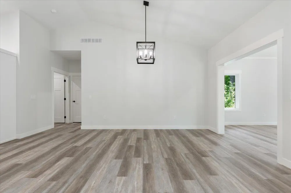 1622 Maplewood Ridge Road East Gull Lake, MN 56401