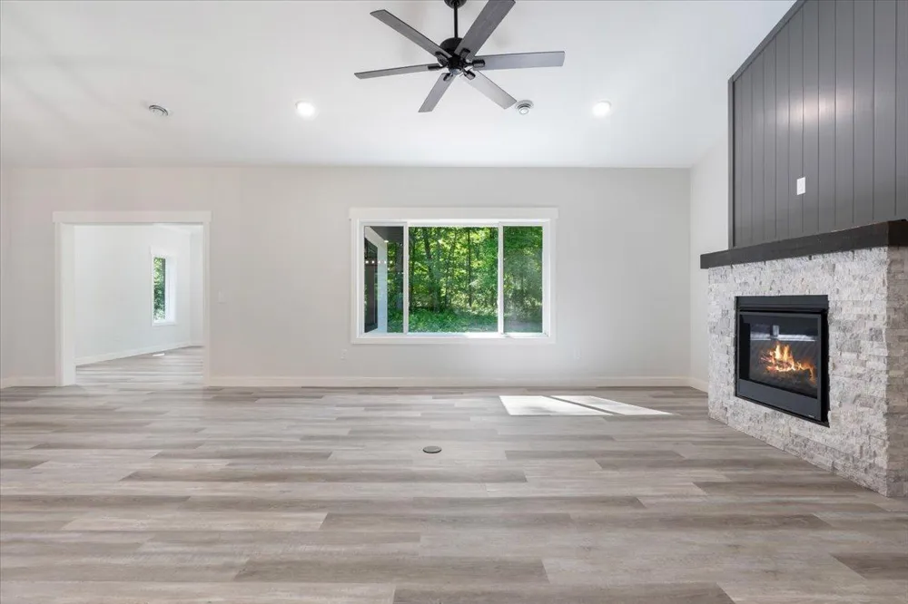 1622 Maplewood Ridge Road East Gull Lake, MN 56401