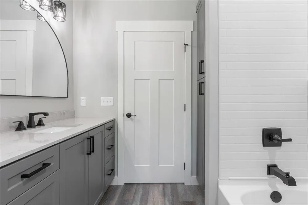 1622 Maplewood Ridge Road East Gull Lake, MN 56401