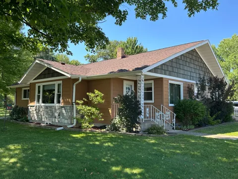 E910 Cedar Road