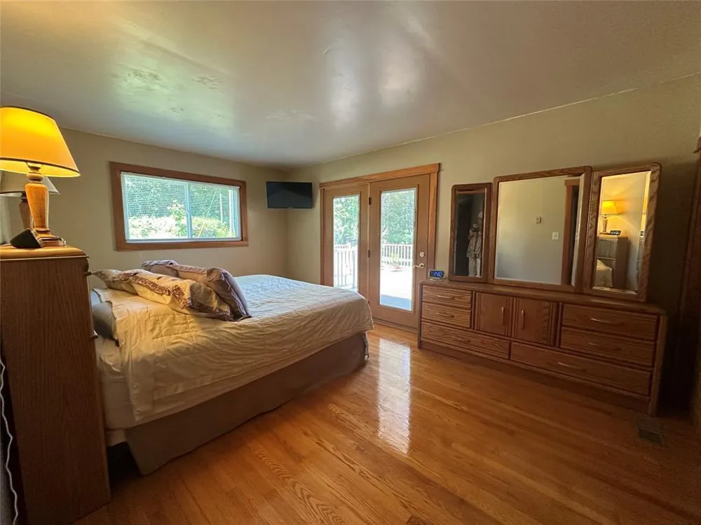 E910 Cedar Road Eau Claire, WI 54701