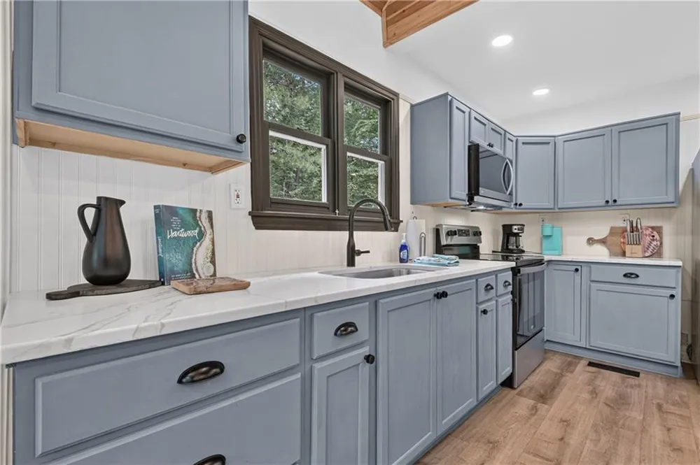 2 Watson Gap Road Mineral Bluff, GA 30559
