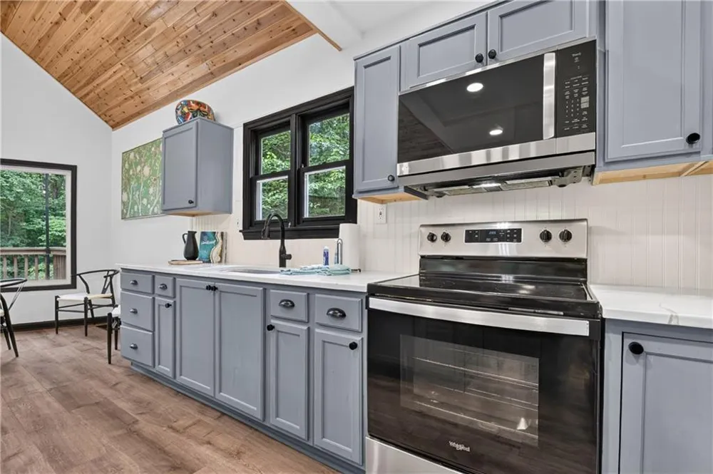 2 Watson Gap Road Mineral Bluff, GA 30559