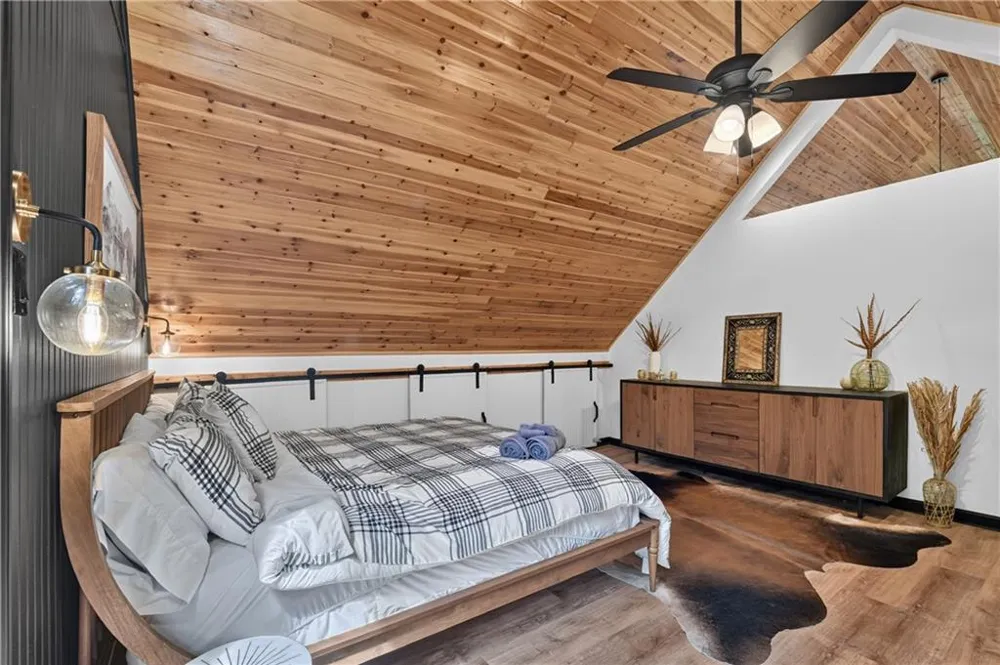 2 Watson Gap Road Mineral Bluff, GA 30559