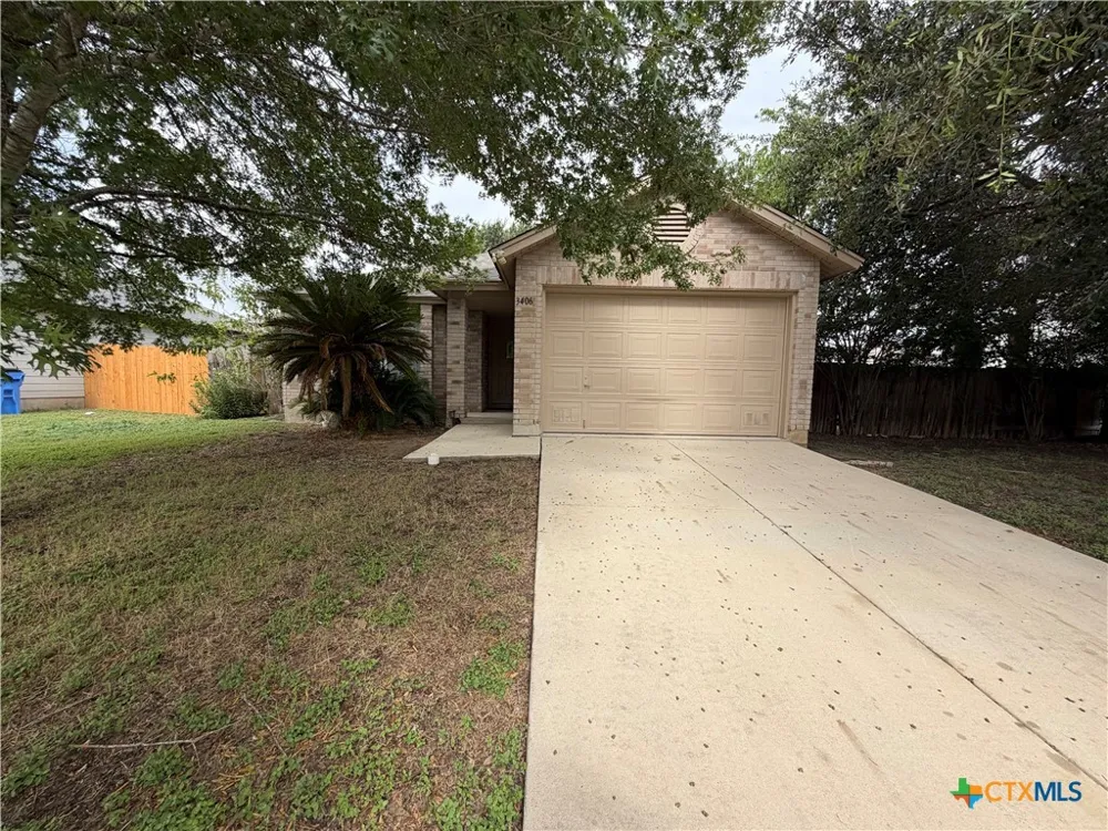 3406 Sante Fe Trail Seguin, TX 78155