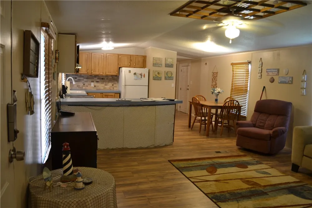 98 Catfish Drive Palacios, TX 77465