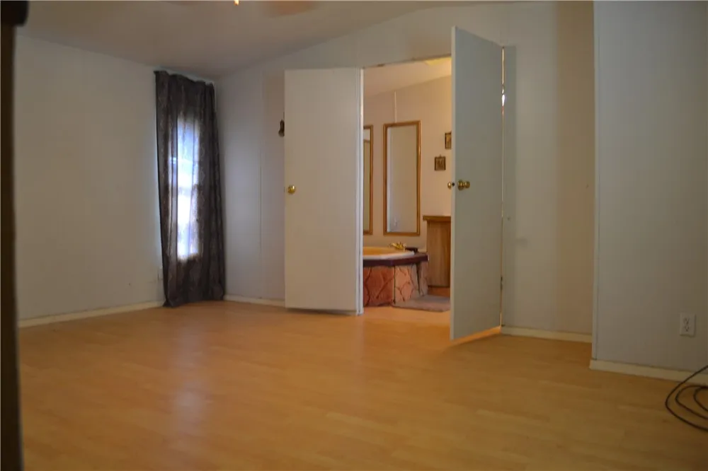 98 Catfish Drive Palacios, TX 77465